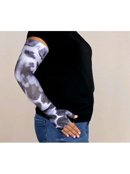 Indigo Sleeve and Gauntlet