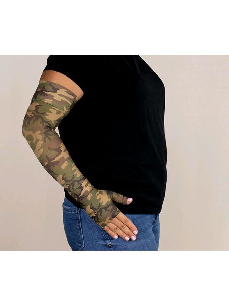 Camo Compression Sleeve and Gauntlet Set